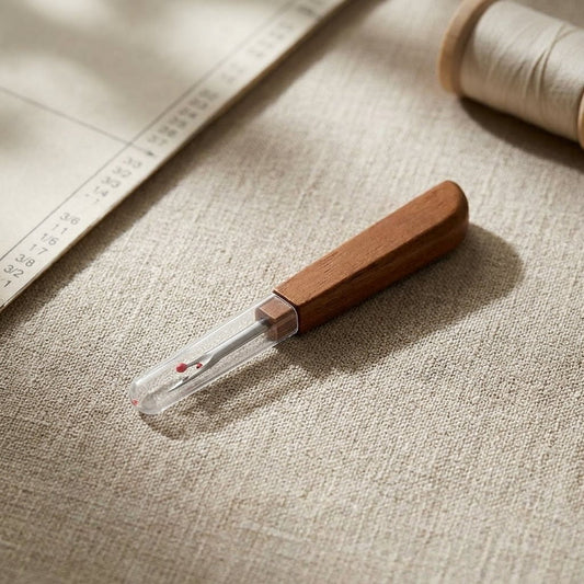 Descosedor Japonés con Mango de Madera para costura — Sartoria Studio
