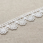 Encaje de Guipur Festoneado con Flores Angosto Blanco 3.5 cm — Sartoria Studio