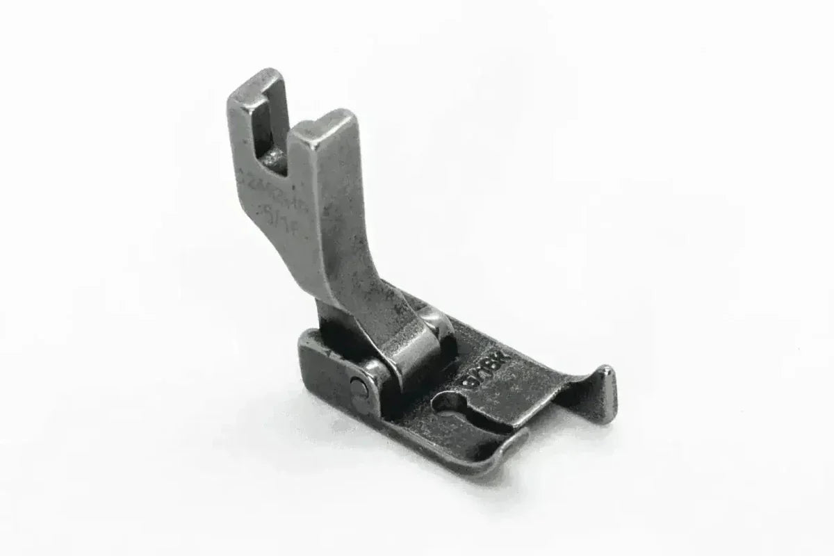 Prensatela con Guía 5/16" Derecha Industrial Ref. 12463HR repuesto máquina de coser — Sartoria Studio