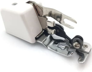 Prensatela Falso Overlock con Cuchillo Máquina Casera repuesto máquina de coser — Sartoria Studio