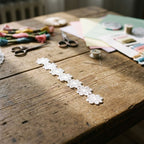 Tira de Margaritas de Guipur Pequeñas Blanco 2 cm, pasamanería decorativa por metro — Sartoria Studio